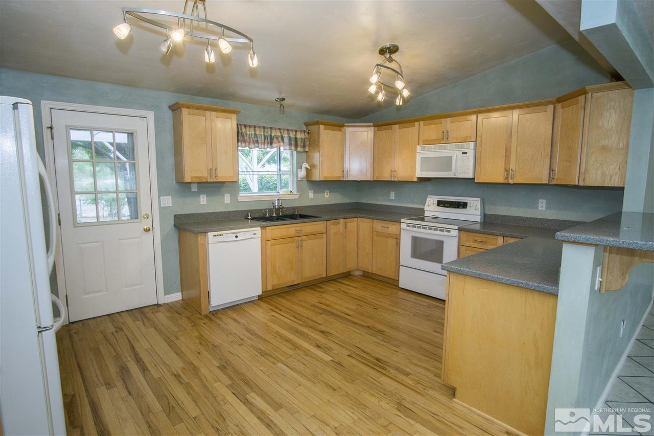 236 Ring Road Dayton, NV 89403 - Photo 5 of 25 Photo 5