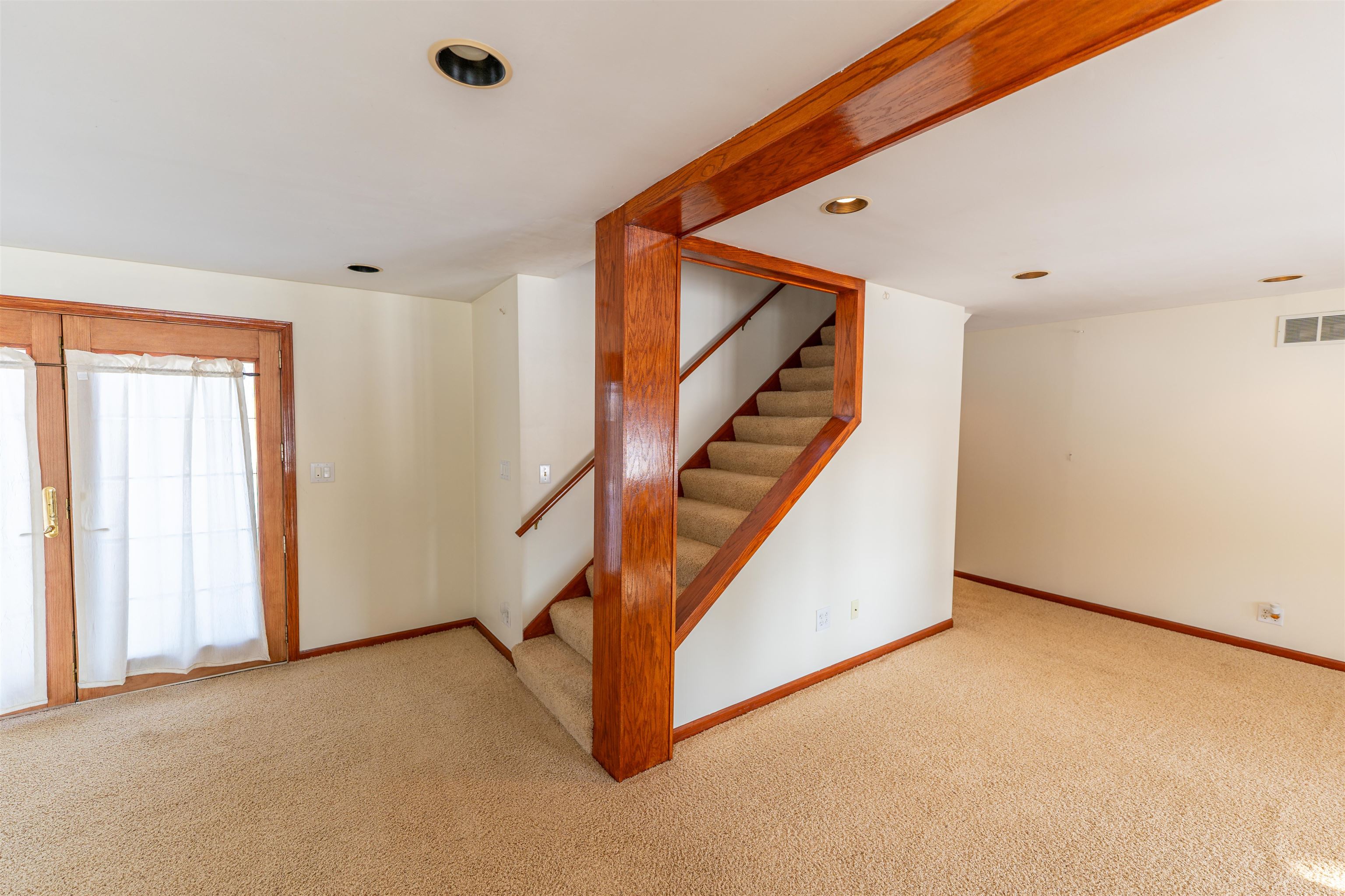 9709 Cunningham Road Winnebago, IL 61088 - Photo 15 of 98