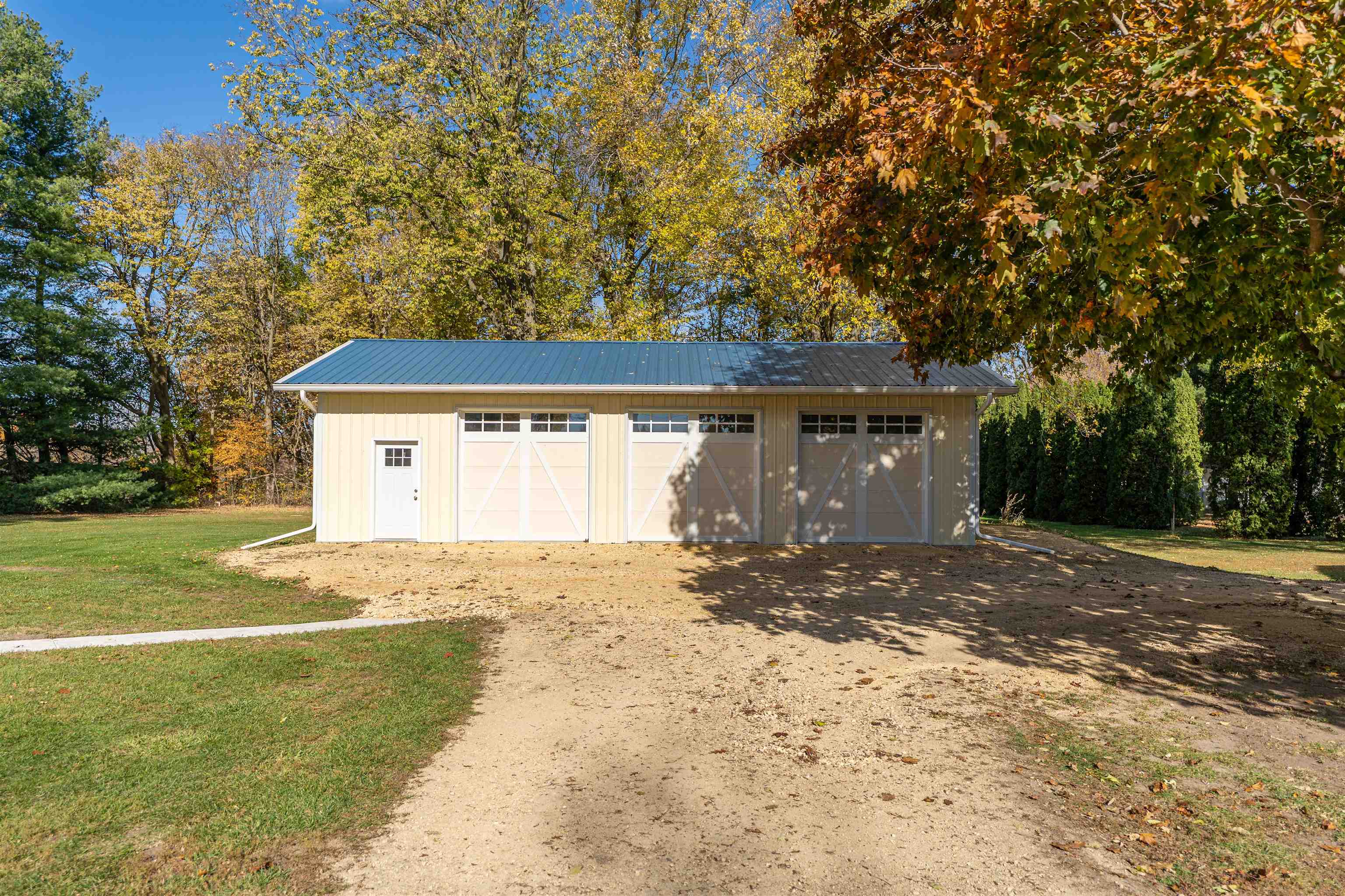 9709 Cunningham Road Winnebago, IL 61088 - Photo 8 of 98