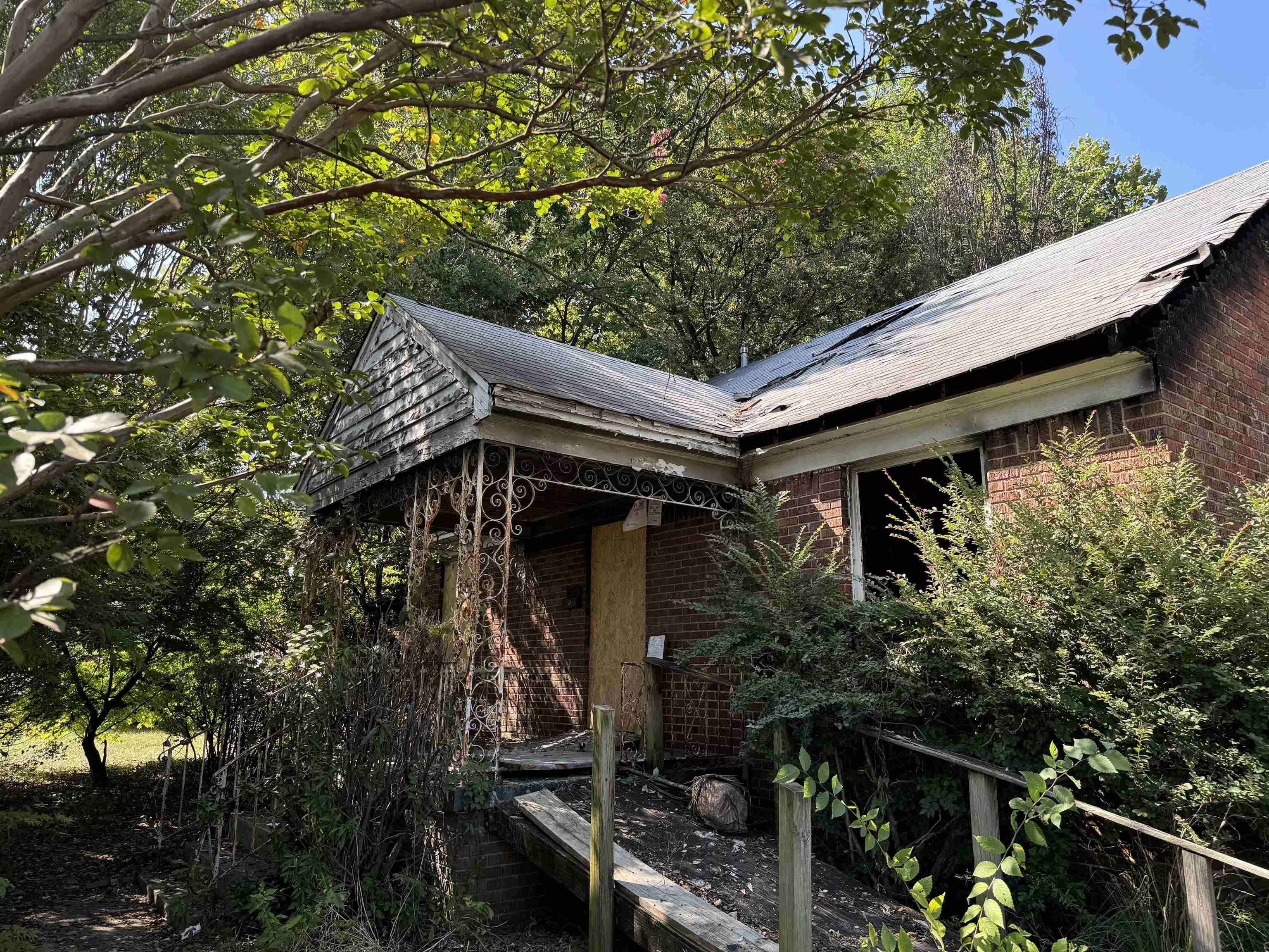 3446 Macon Road Memphis, TN 38122 - Photo 1 of 4 Gallery Image 1