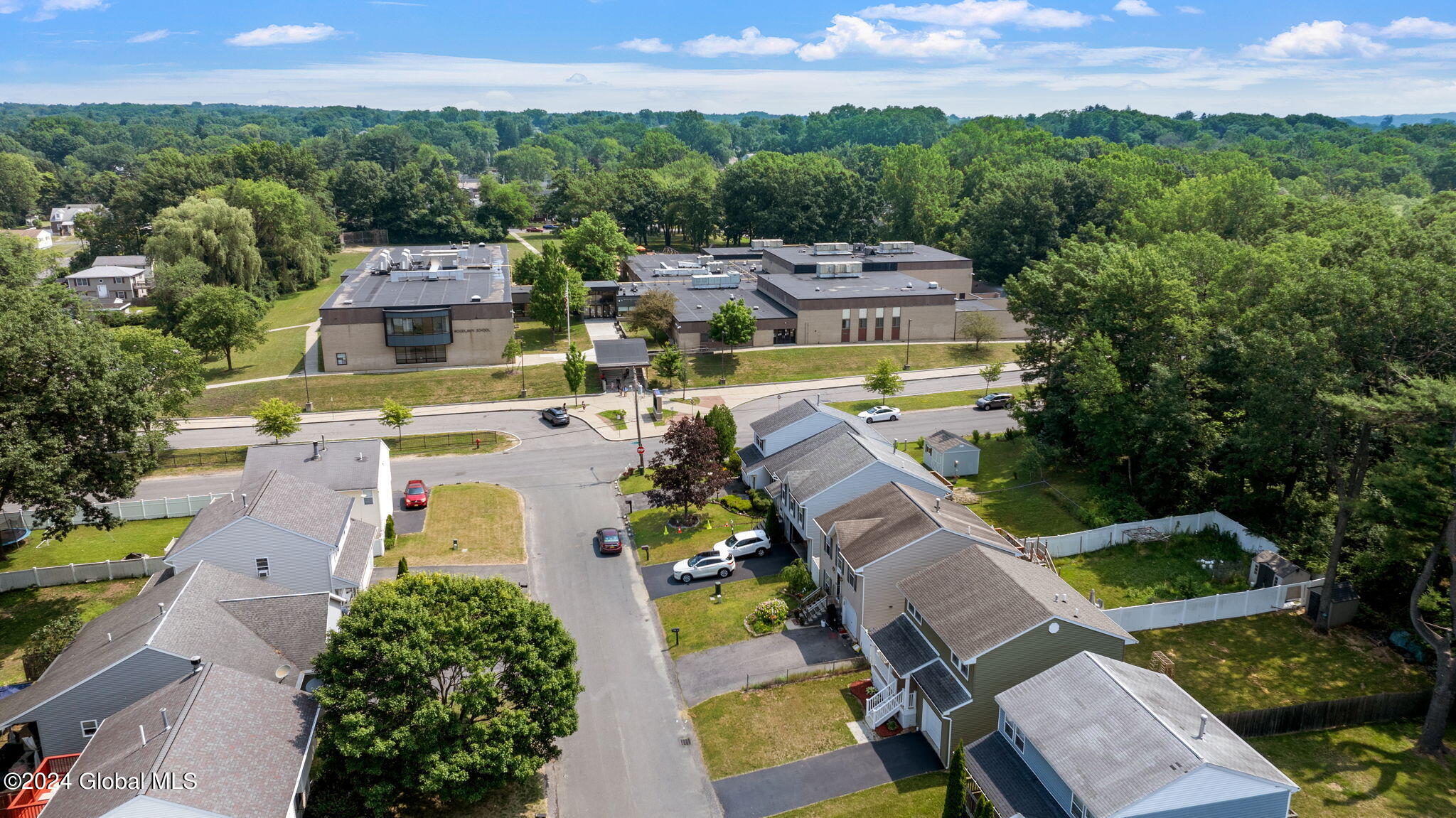 424 Chadwick Road Schenectady, NY 12304 - Photo 44 of 49 44-web-or-mls-424-chadwick-rd