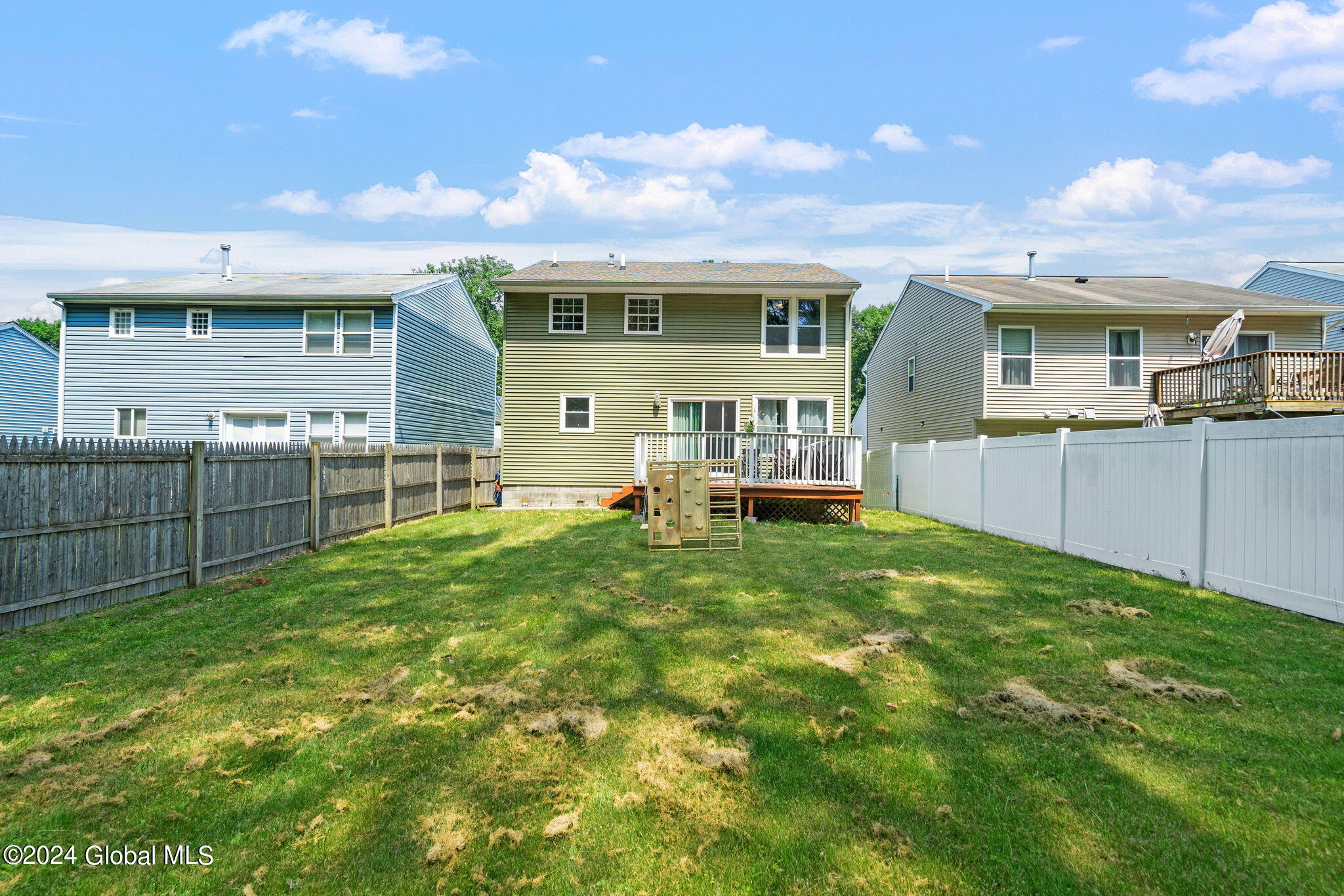 424 Chadwick Road Schenectady, NY 12304 - Photo 10 of 49 10-web-or-mls-424-chadwick-rd