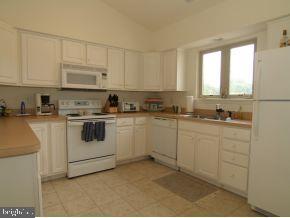 18419 Berkeley Road, Unit 2F Lewes, DE 19958 - Photo 6 of 12 Gallery Image 6