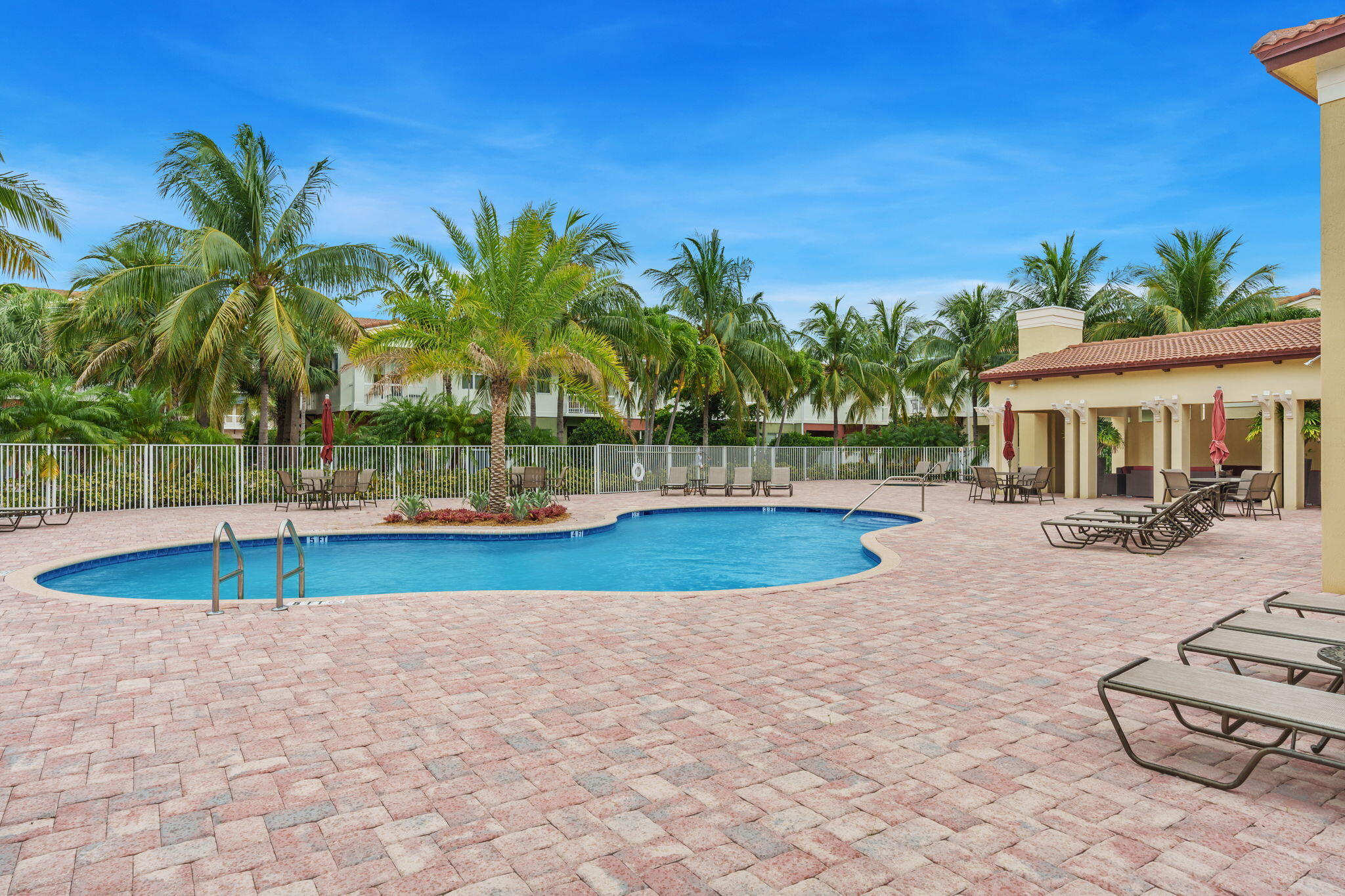 100 Northwest 69th Circle, Unit 54 Boca Raton, FL 33487 - Photo 16 of 41 42-web-or-mls-DSC09776