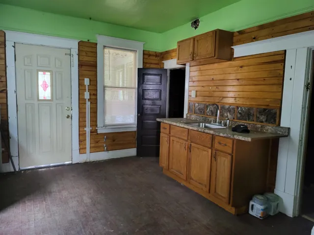 $26,900 | 119 8th Street South, Virginia, MN 55792