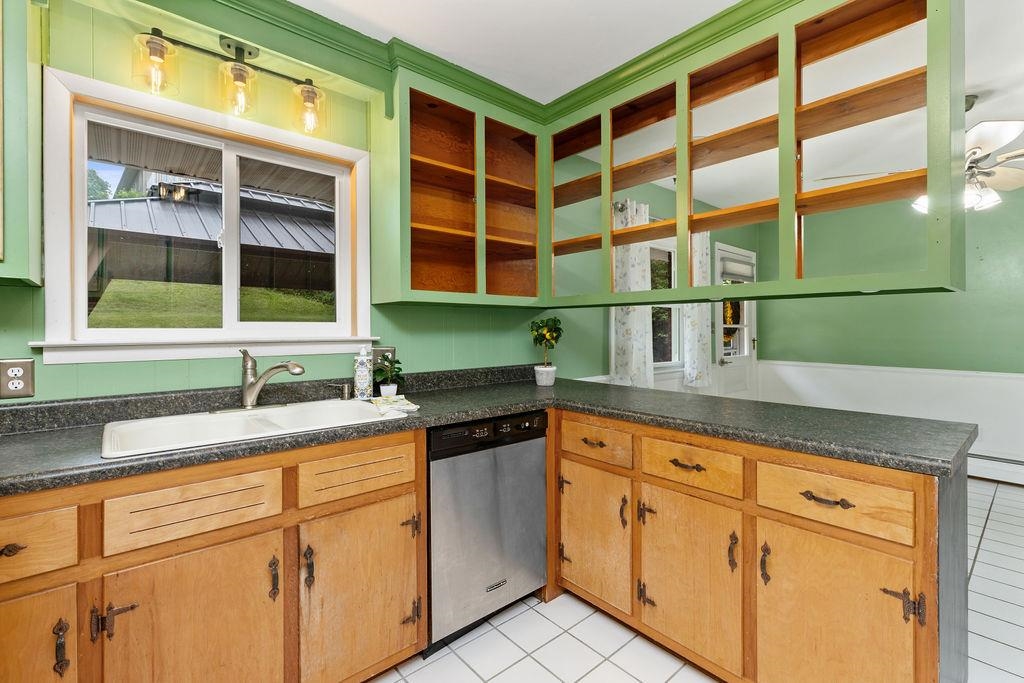 1600 Edgehill Road Waynesboro, VA 22980 - Photo 13 of 53 Gallery Image 13
