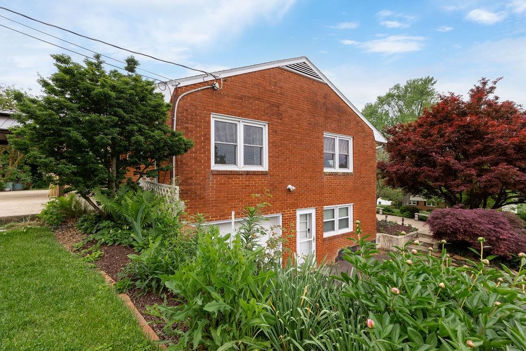 1600 Edgehill Road Waynesboro, VA 22980 - Photo 41 of 53 Gallery Image 41