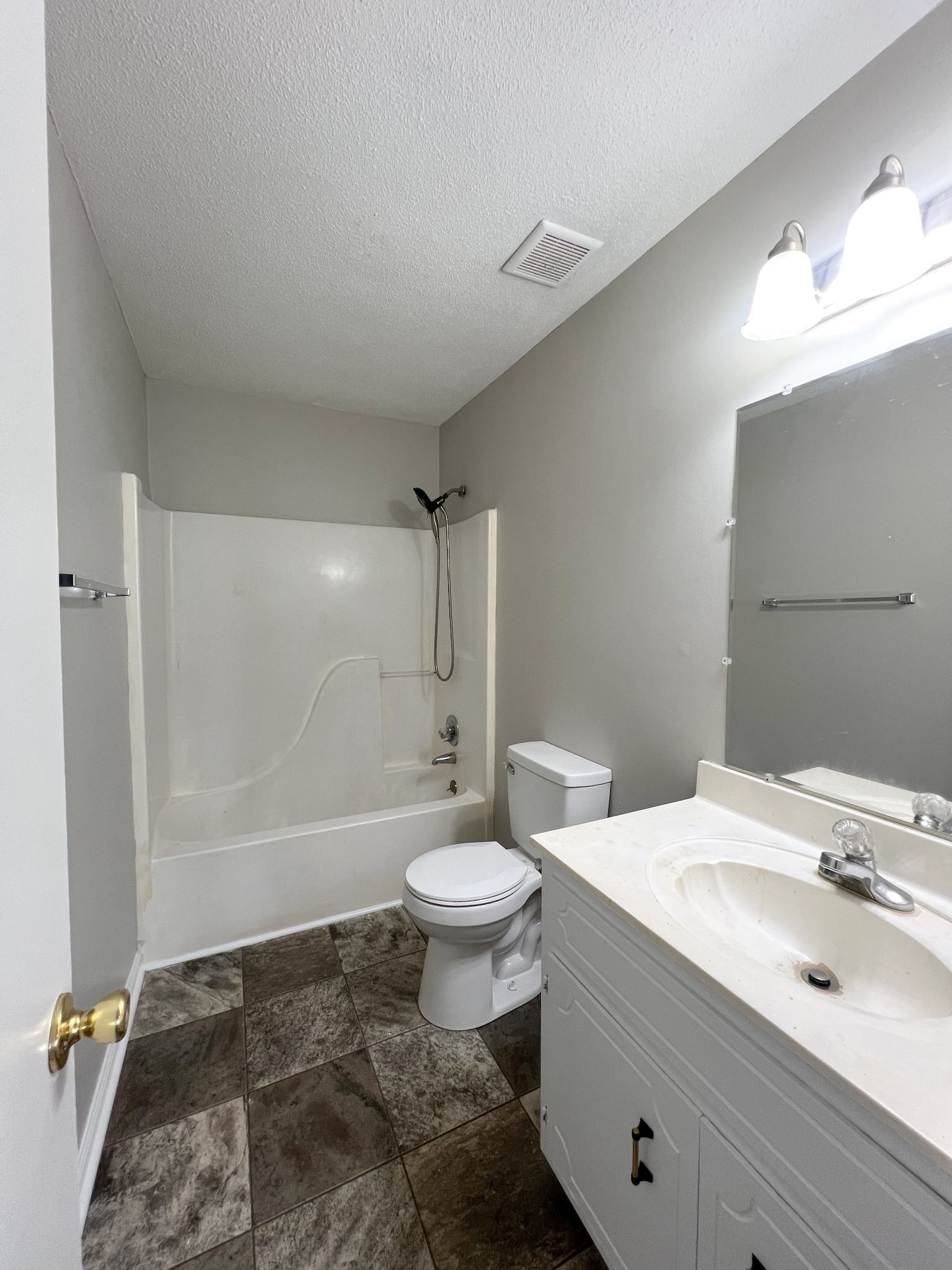 3816 Trenton Road Clarksville, TN 37040 - Photo 16 of 27