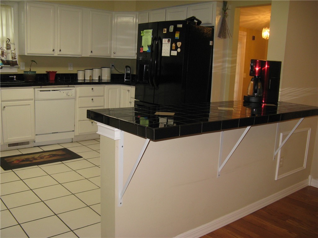 939 Burris Road Iva, SC 29655 - Photo 10 of 30