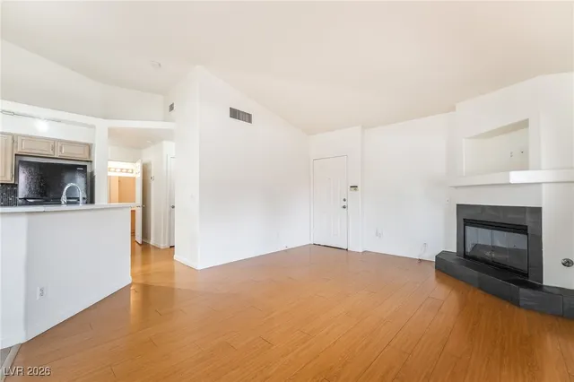 $1,400 | 368 Manti Place, Henderson, NV 89014