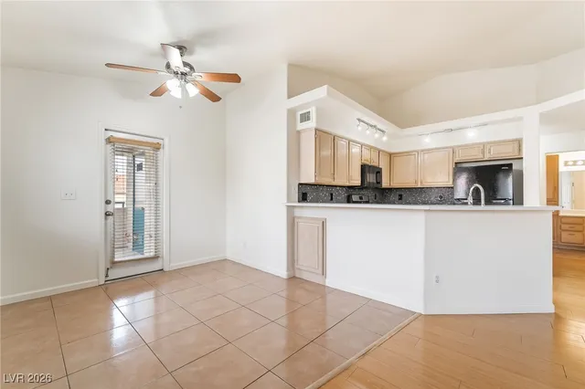 $1,400 | 368 Manti Place, Henderson, NV 89014