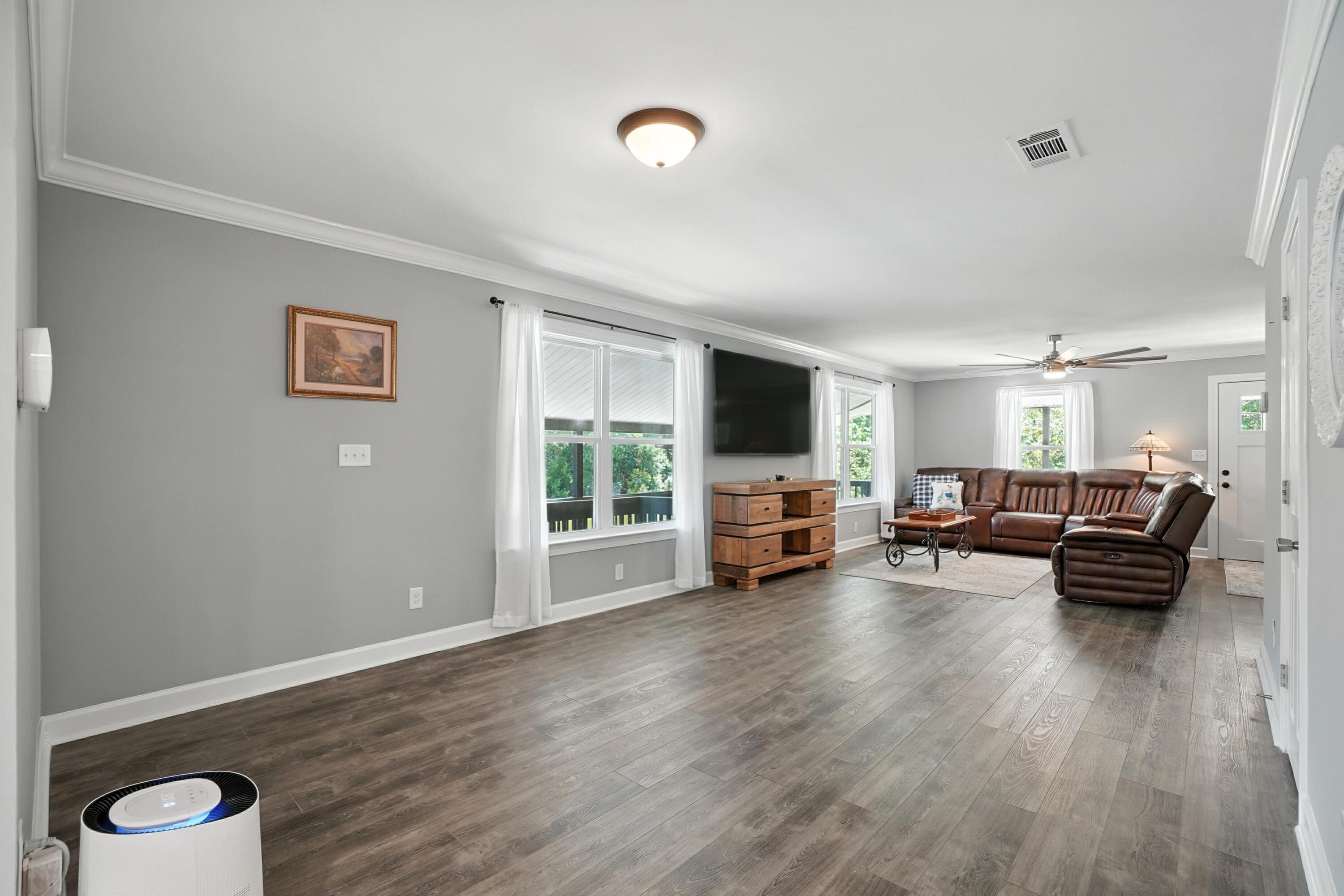 4608 Riley Road Milton, FL 32583 - Photo 14 of 69 009_4608_Riley_Rd
