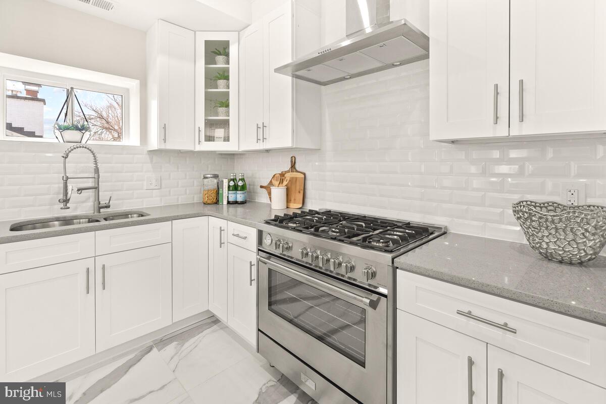 8618 Jones Mill Road Chevy Chase, MD 20815 - Photo 16 of 72 Light, Bright Open Concept