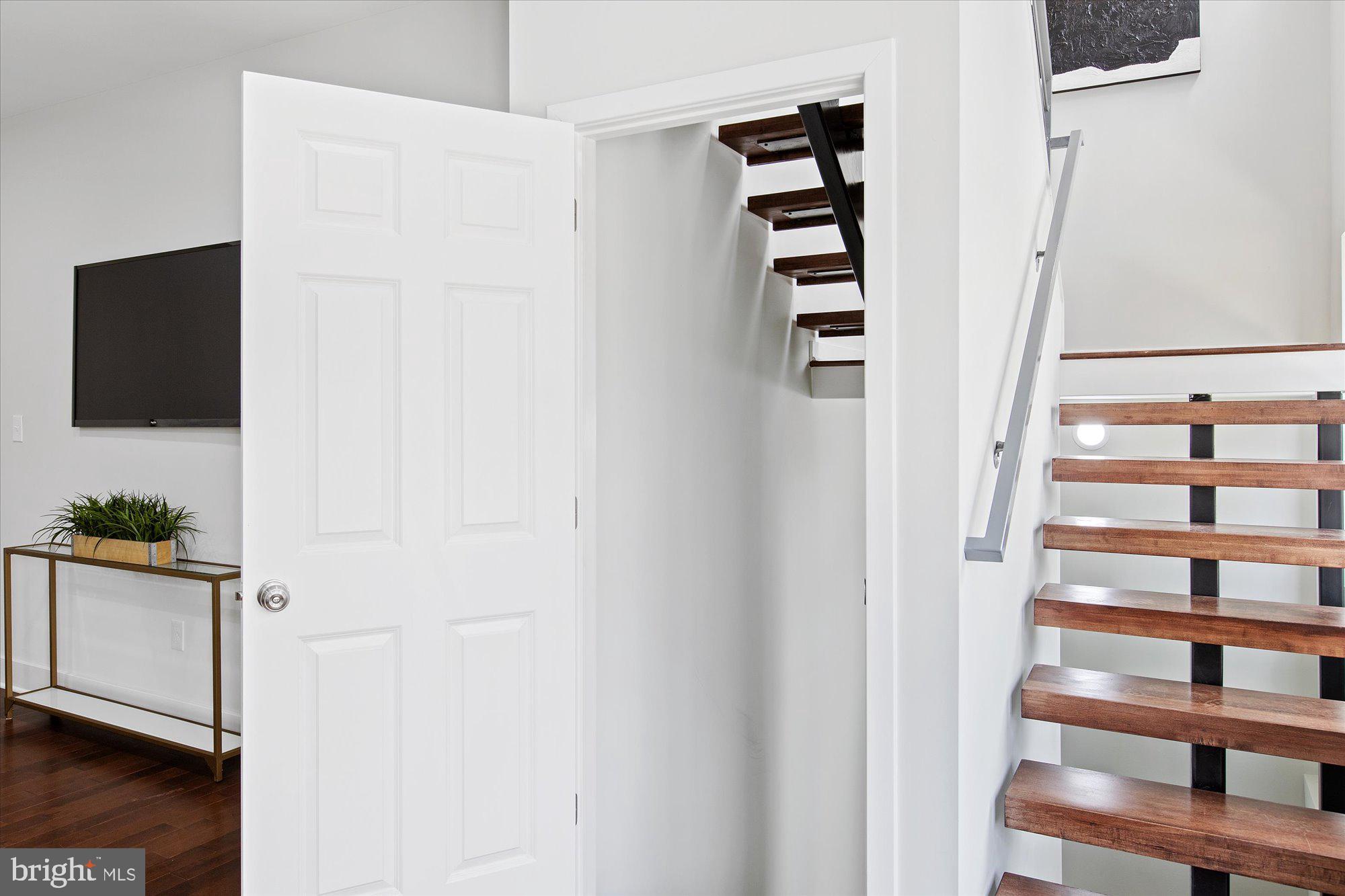 8618 Jones Mill Road Chevy Chase, MD 20815 - Photo 24 of 72 Unique Stairwell
