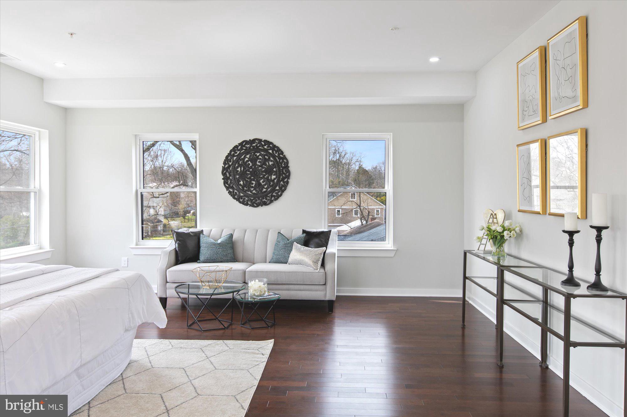 8618 Jones Mill Road Chevy Chase, MD 20815 - Photo 34 of 72 Owners Suite Sitting Area