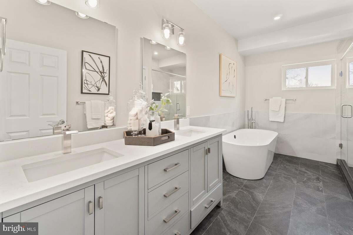 8618 Jones Mill Road Chevy Chase, MD 20815 - Photo 35 of 72 Owners Bath