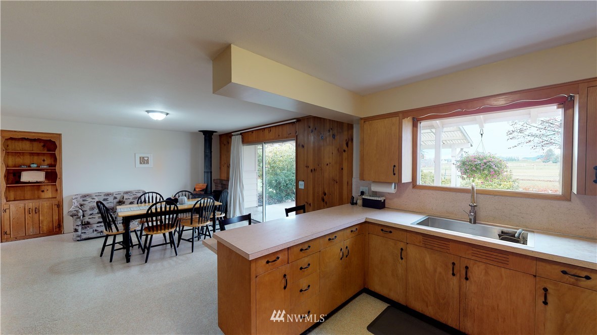 17307 Dunbar Road Mount Vernon, WA 98273 - Photo 7 of 22