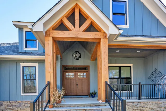 $899,900 | 2770 Bluff View Drive, Dunlap, TN 37327