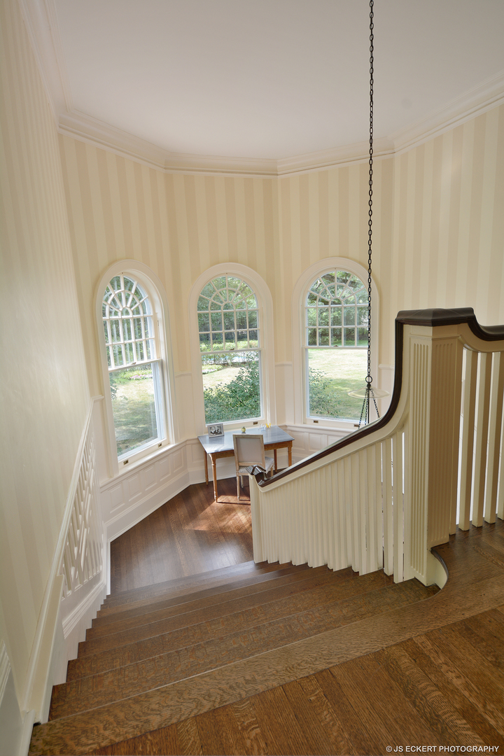 1035 North Sheridan Road Lake Forest, IL 60045 - Photo 22 of 47 a view of an empty room with a window
