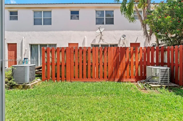 $2,500 | 2258 Northeast 42nd Avenue, Homestead, FL 33033