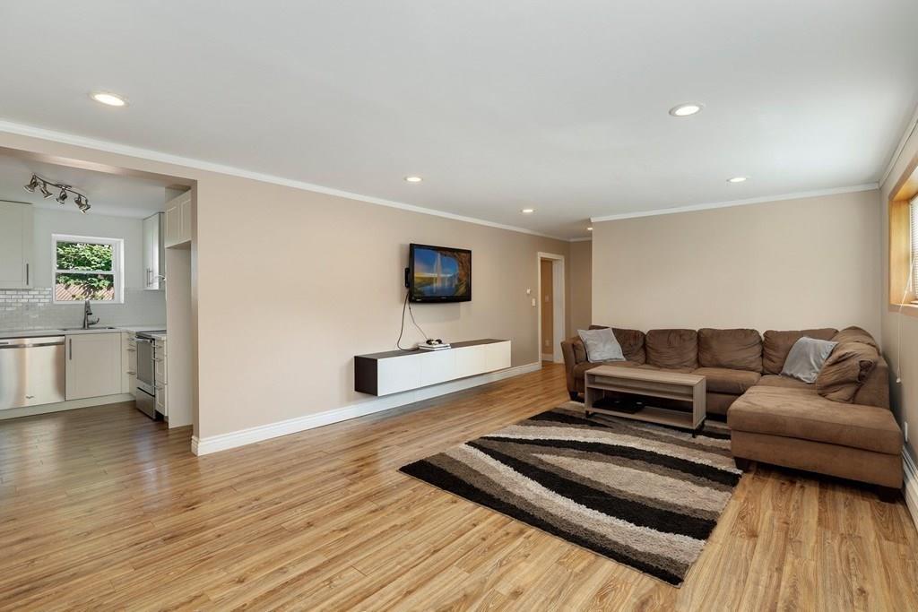 3 Lincoln Terrace Saugus, MA 01906 - Photo 19 of 34