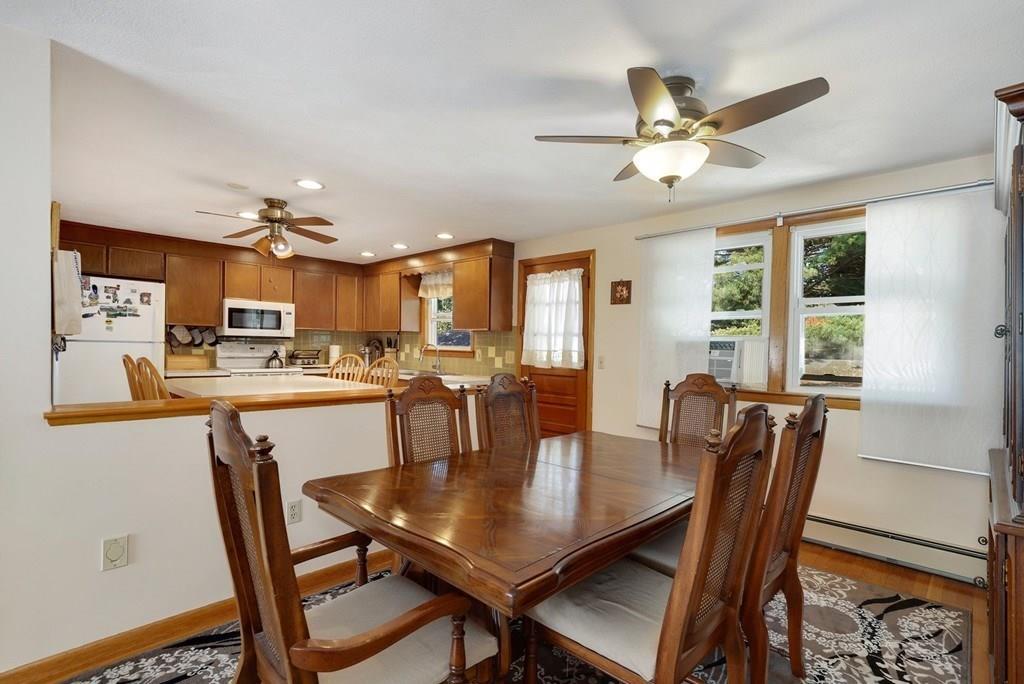 3 Lincoln Terrace Saugus, MA 01906 - Photo 4 of 34