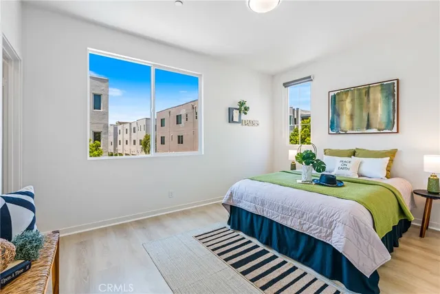 $1,580,000 | 747 Beacon, Irvine, CA 92618