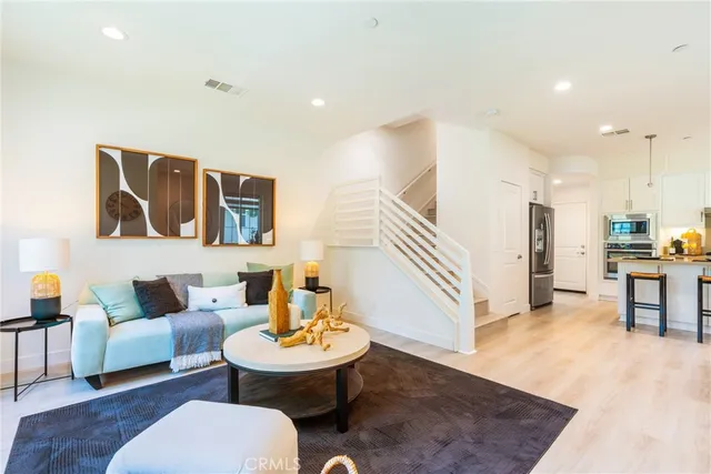 $1,580,000 | 747 Beacon, Irvine, CA 92618