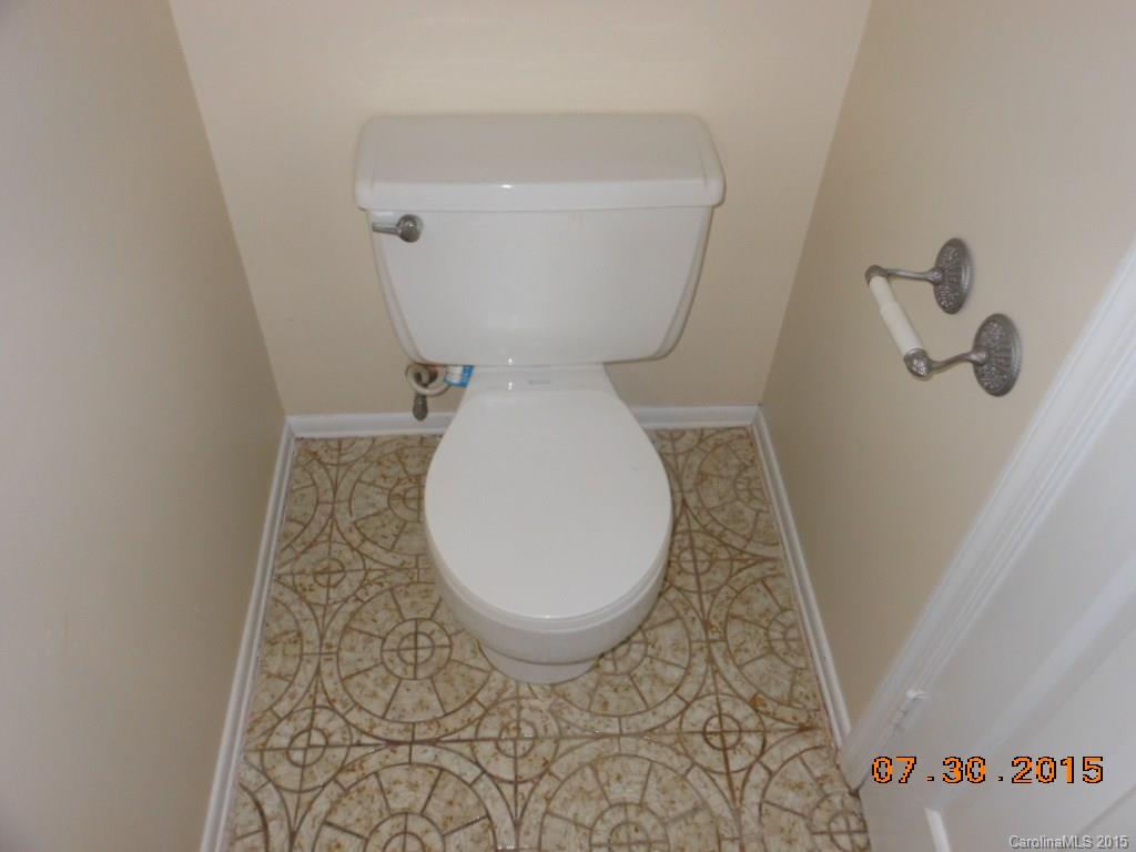 8080 Knights Bridge Road, Unit 8080 Charlotte, NC 28210 - Photo 3 of 23