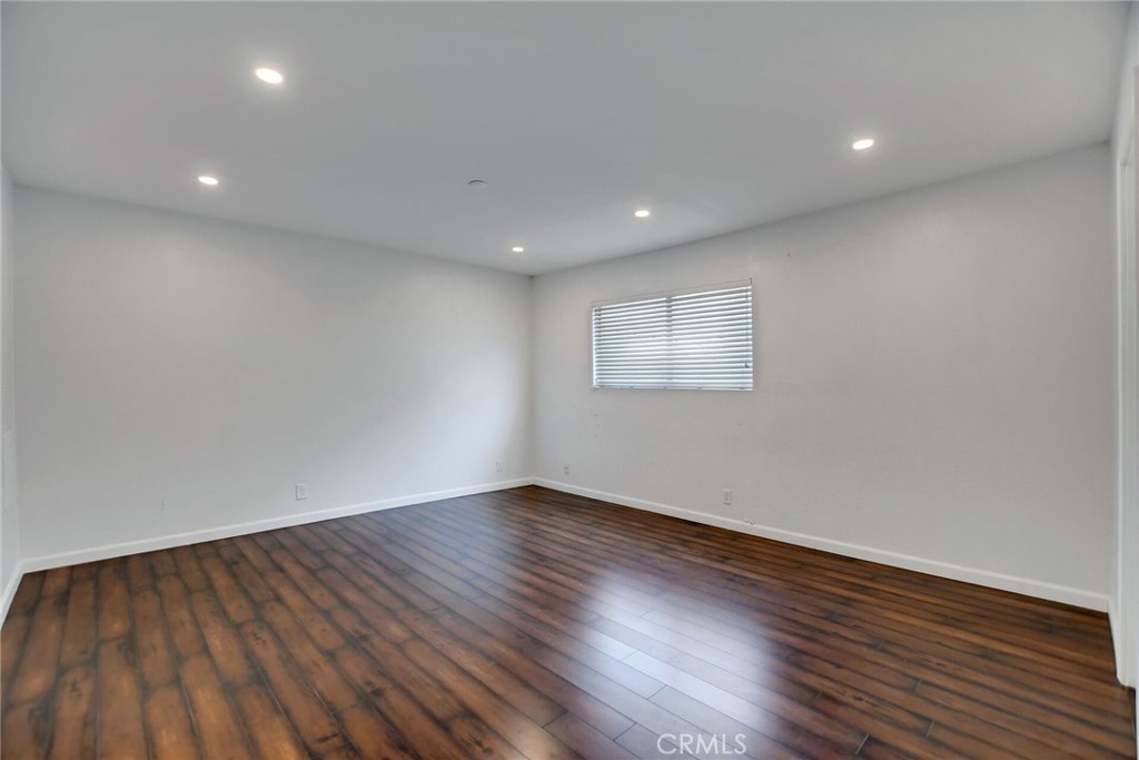 32 North 3rd Street, Unit E Alhambra, CA 91801 - Photo 17 of 25