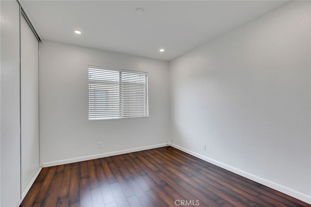 32 North 3rd Street, Unit E Alhambra, CA 91801 - Photo 21 of 25