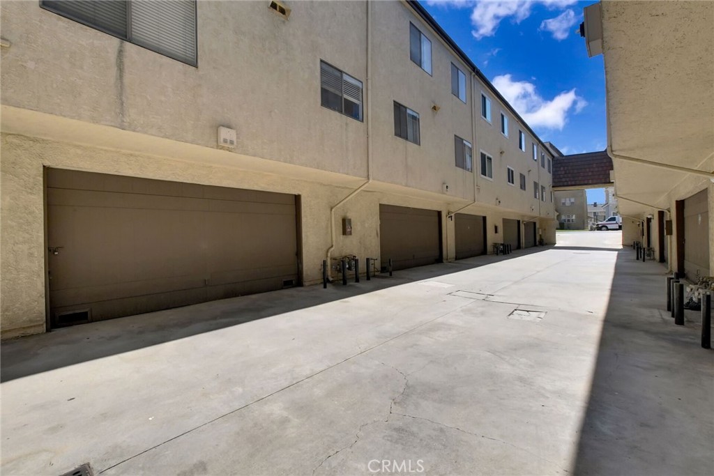 32 North 3rd Street, Unit E Alhambra, CA 91801 - Photo 23 of 25