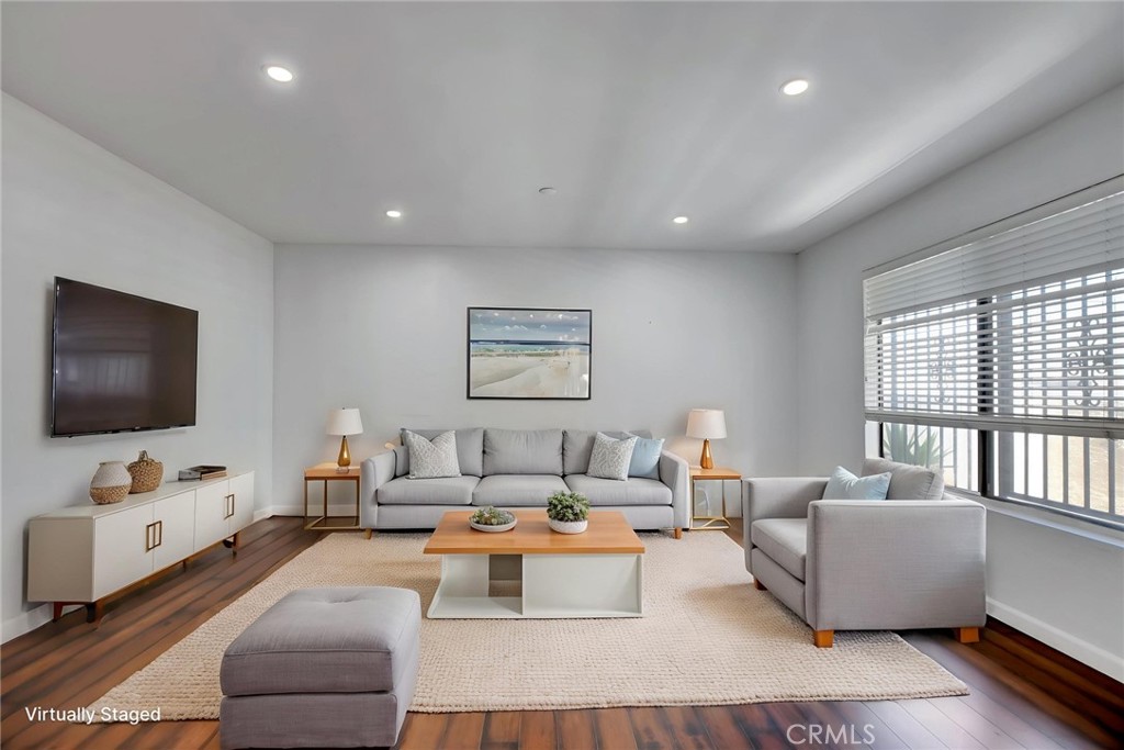 32 North 3rd Street, Unit E Alhambra, CA 91801 - Photo 3 of 25