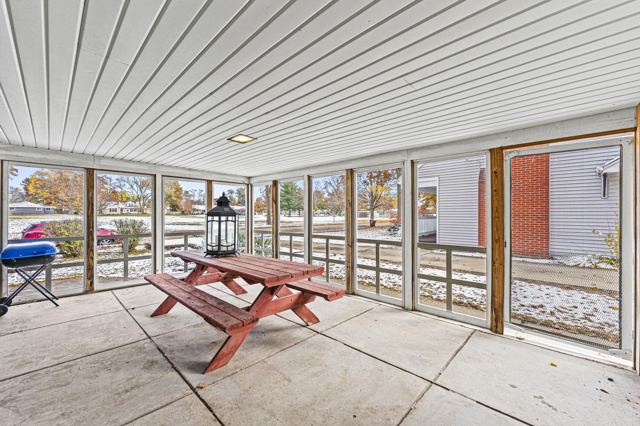 2915 Rural Street Rockford, IL 61107 - Photo 18 of 42 a building outdoor space with seating space