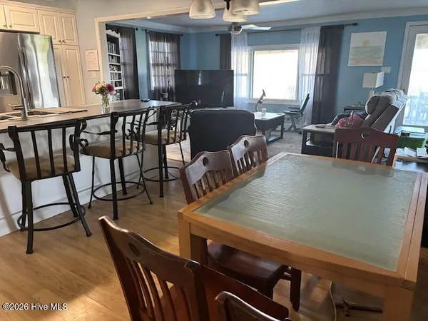 $899,000 | 258 Shell Rock Landing Road, Hubert, NC 28539