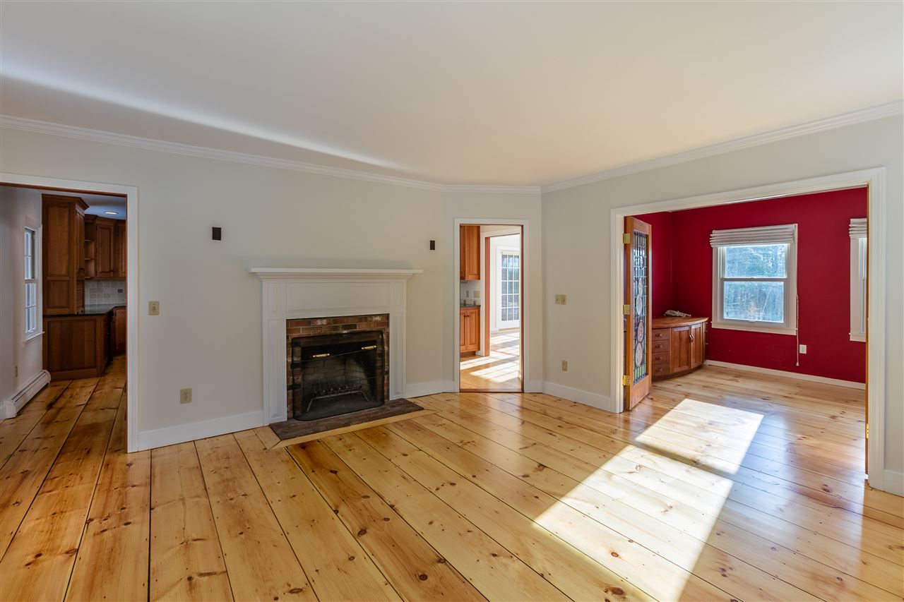 32-33 Wolfeboro Road Hanover, NH 03750 - Photo 2 of 33