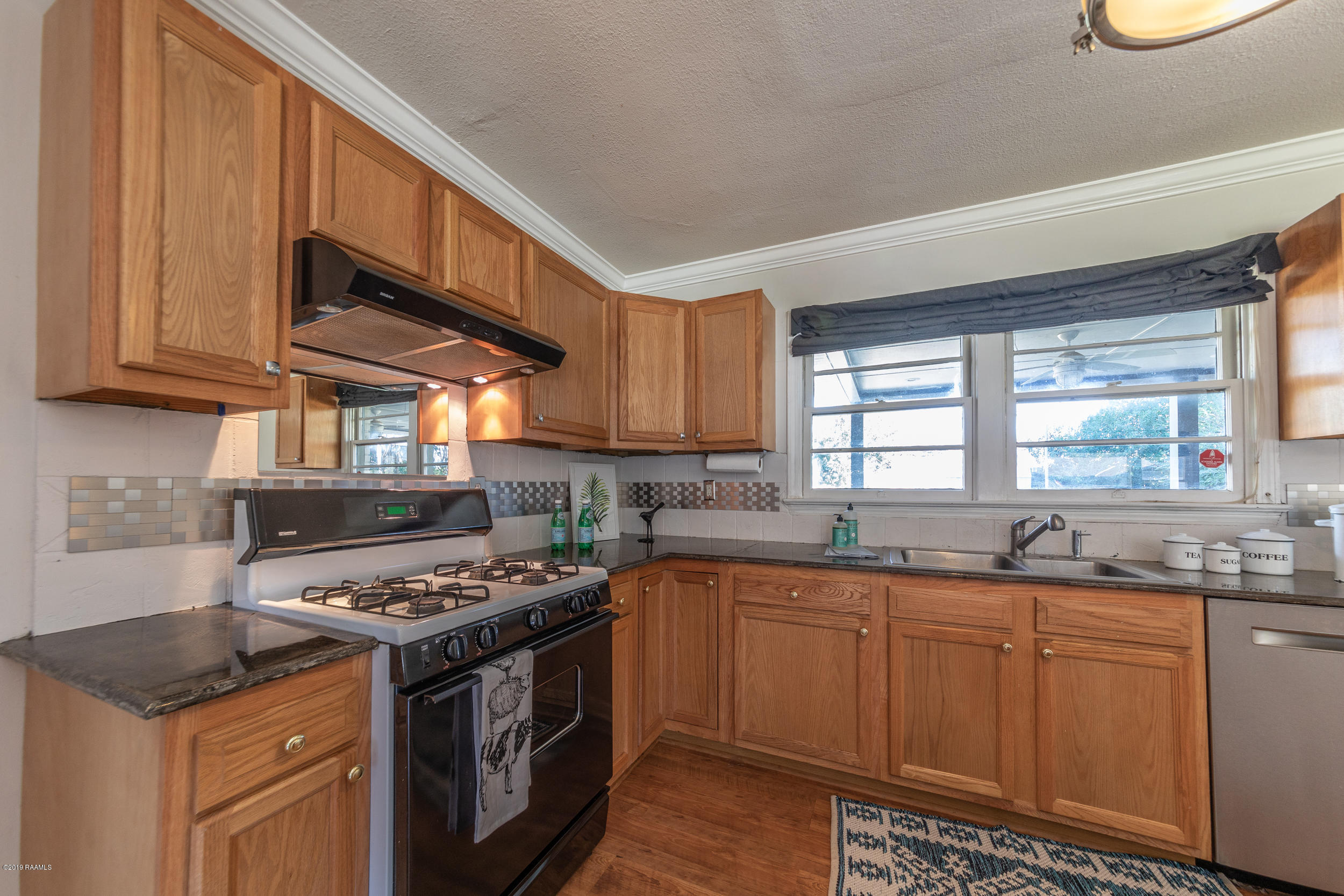 104 Hornsby Road Lafayette, LA 70506 - Photo 8 of 34 Gallery Image 8