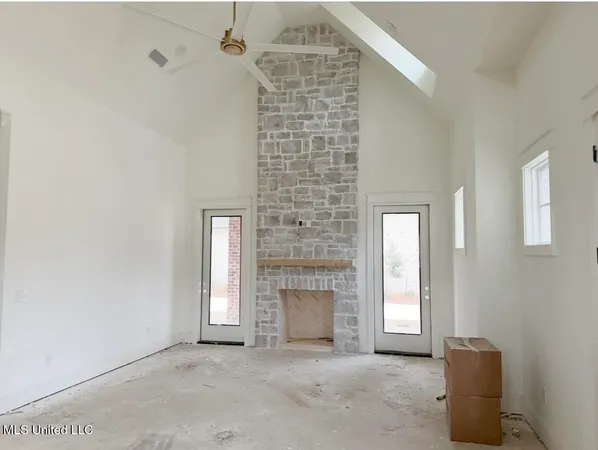 $899,900 | 624 Big Vly Loop, Flowood, MS 39232
