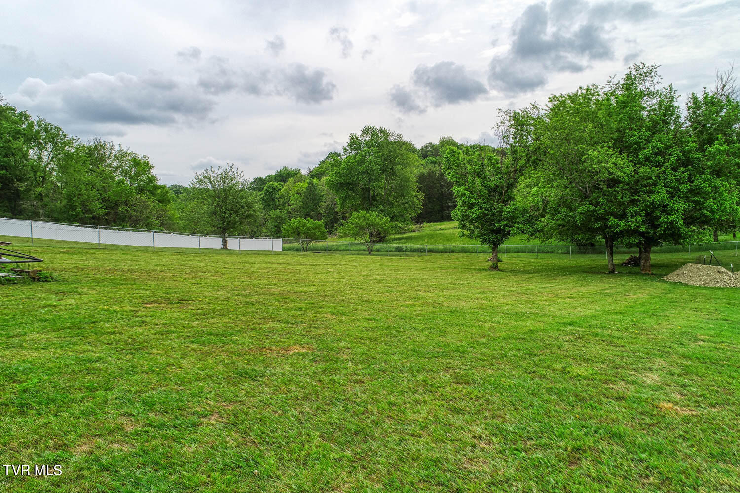305 Old Stage Road Rogersville, TN 37857 - Photo 14 of 54 305 Old Stage. Rog MLSa (14 of 25)