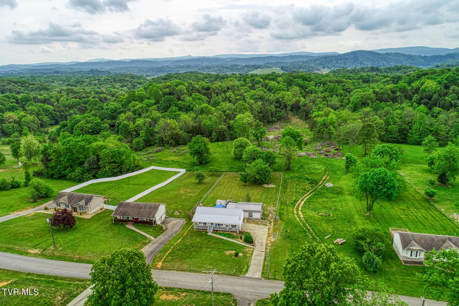 305 Old Stage Road Rogersville, TN 37857 - Photo 21 of 54 305 Old Stage. Rog MLSa (21 of 25)