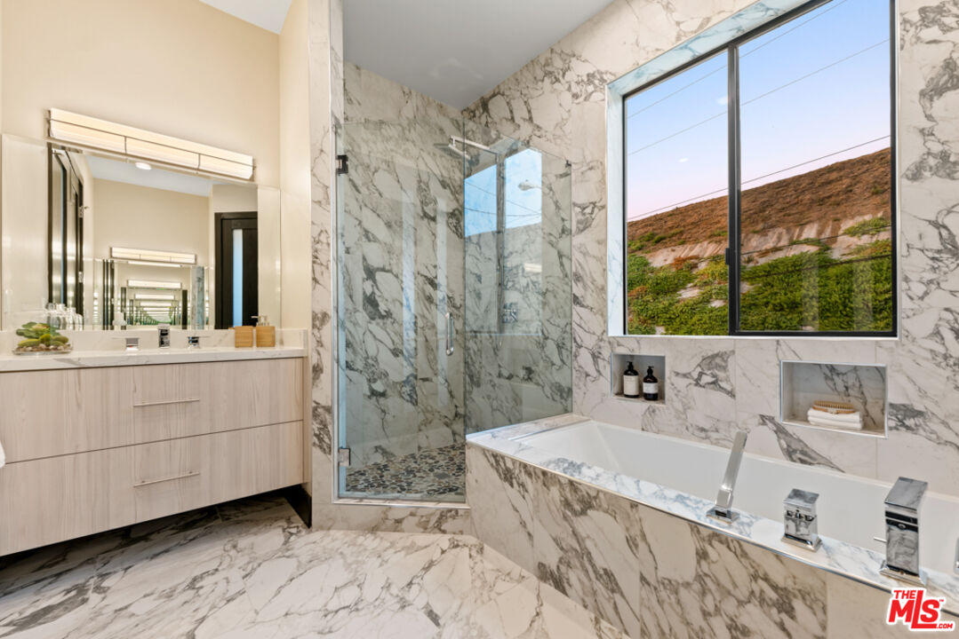 25411 Malibu Road Malibu, CA 90265 - Photo 31 of 51