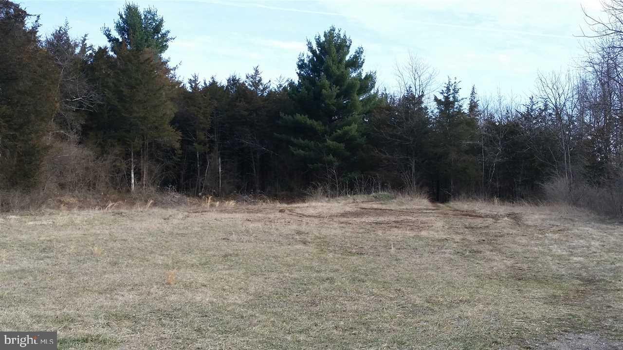 South Winding Road, Unit 5 Dover, PA 17315 - Photo 3 of 5 Gallery Image 3