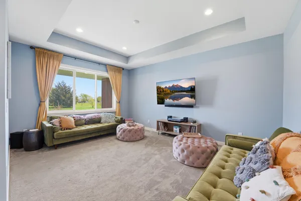 $1,275,000 | 5737 Raven Point Road, Prior Lake, MN 55372