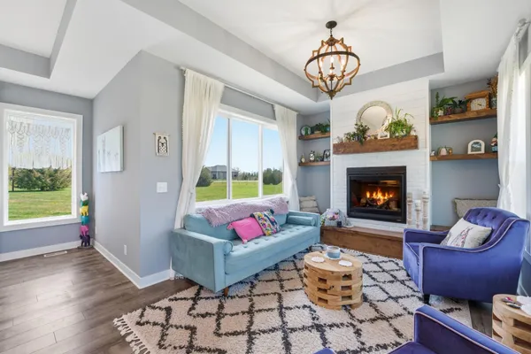 $1,275,000 | 5737 Raven Point Road, Prior Lake, MN 55372