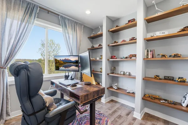 $1,275,000 | 5737 Raven Point Road, Prior Lake, MN 55372