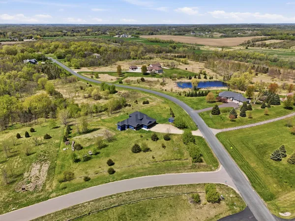 $1,275,000 | 5737 Raven Point Road, Prior Lake, MN 55372