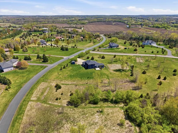 $1,275,000 | 5737 Raven Point Road, Prior Lake, MN 55372