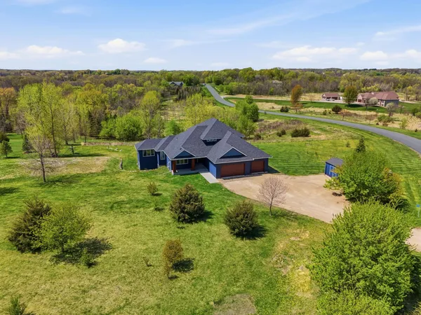 $1,275,000 | 5737 Raven Point Road, Prior Lake, MN 55372