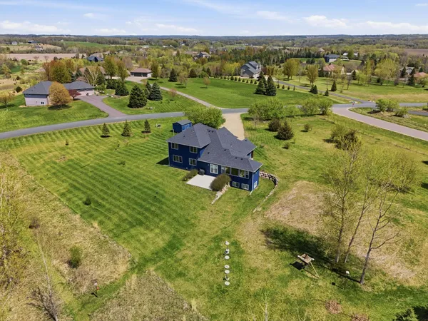 $1,275,000 | 5737 Raven Point Road, Prior Lake, MN 55372