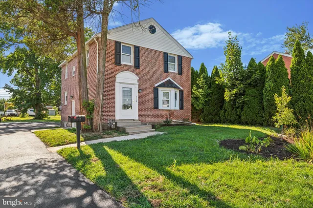 $359,900 | 618 West South Avenue, Glenolden, PA 19036